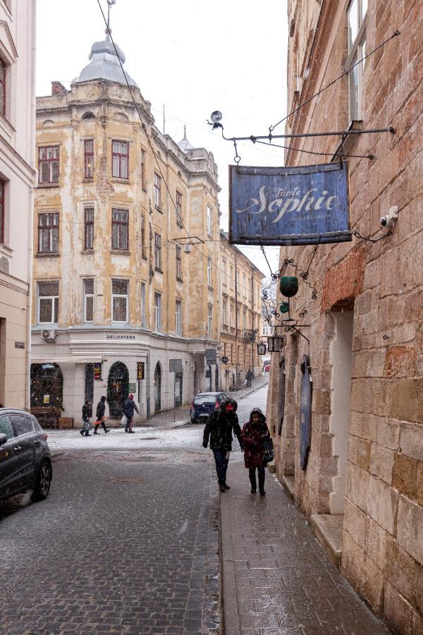 Apartamento Romari Лесі Українки Leópolis Exterior foto