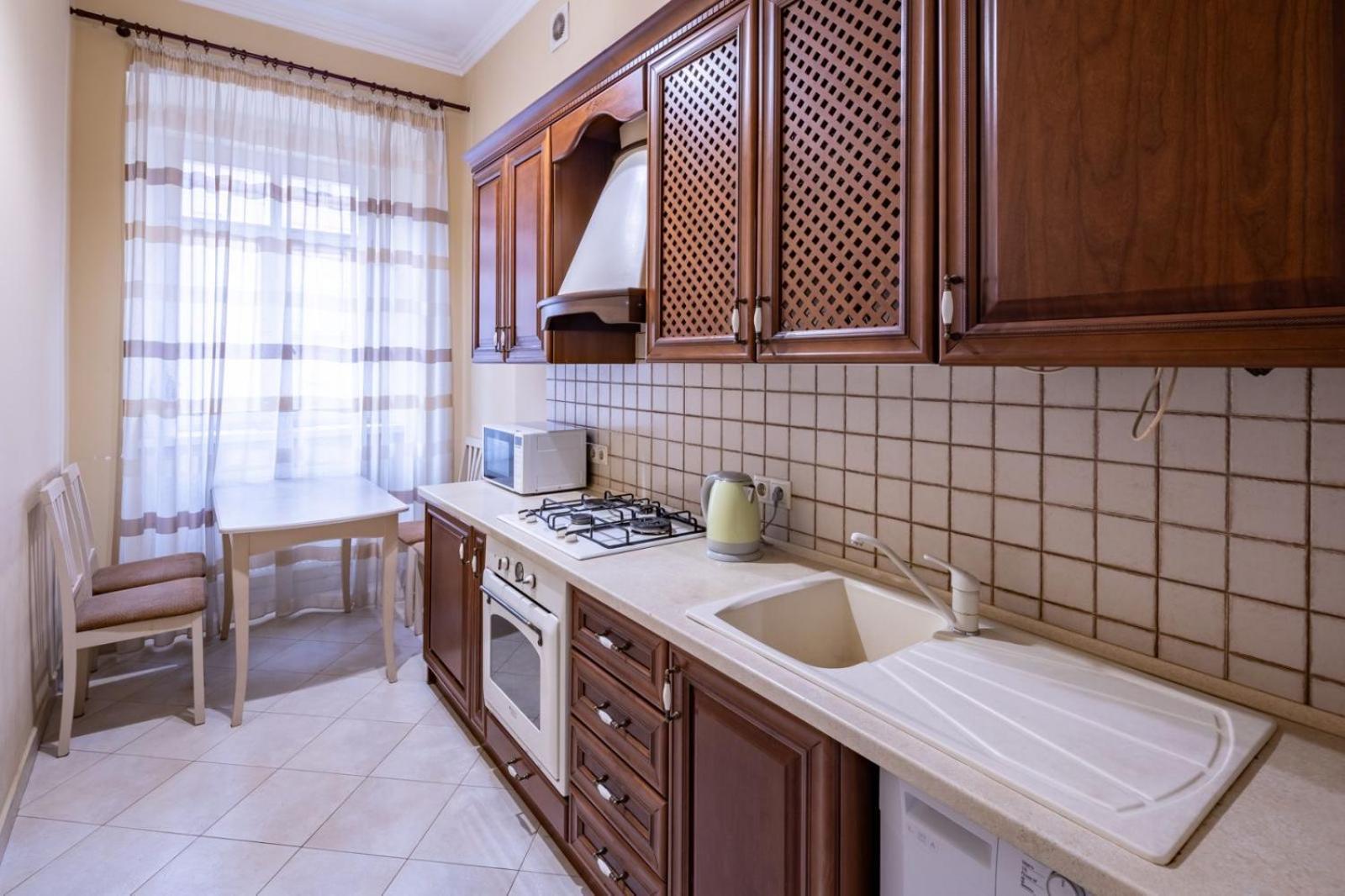 Apartamento Romari Лесі Українки Leópolis Exterior foto