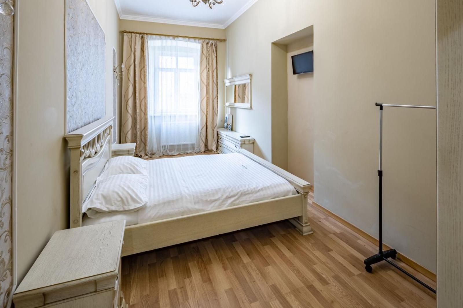 Apartamento Romari Лесі Українки Leópolis Exterior foto